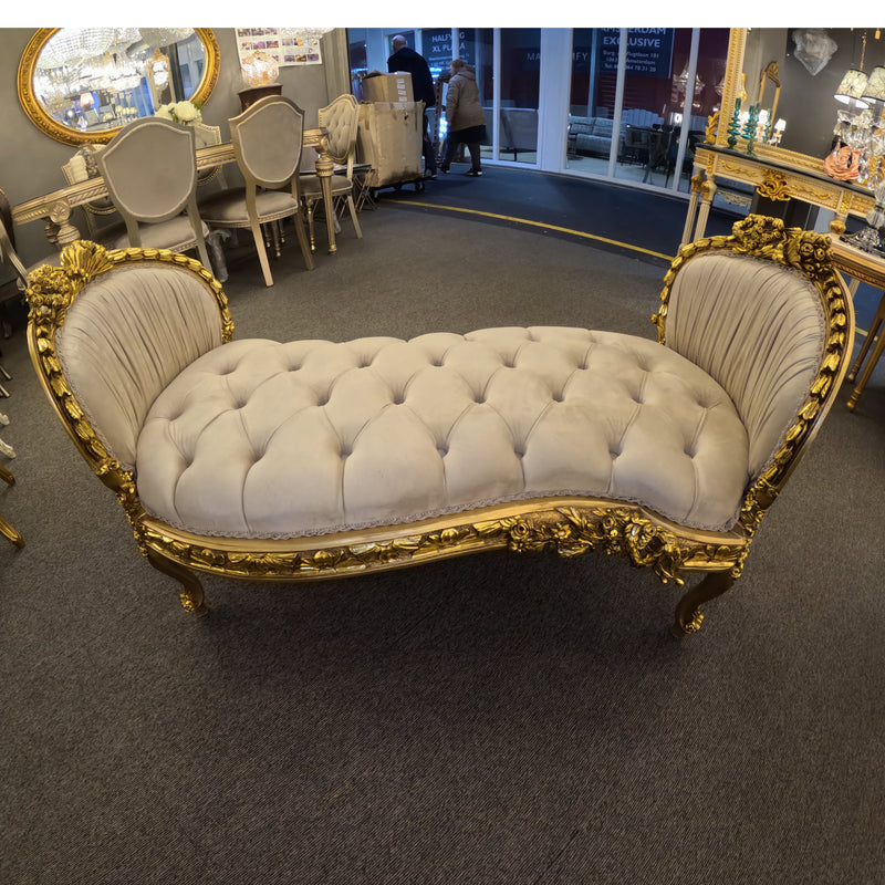 Majestic Chaise